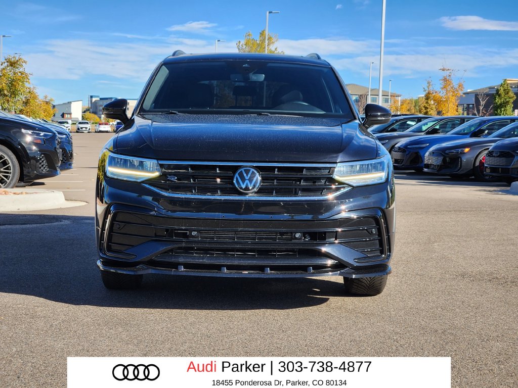 2022 Volkswagen Tiguan 2.0T SE R-LINE BLACK SUV Slide 4