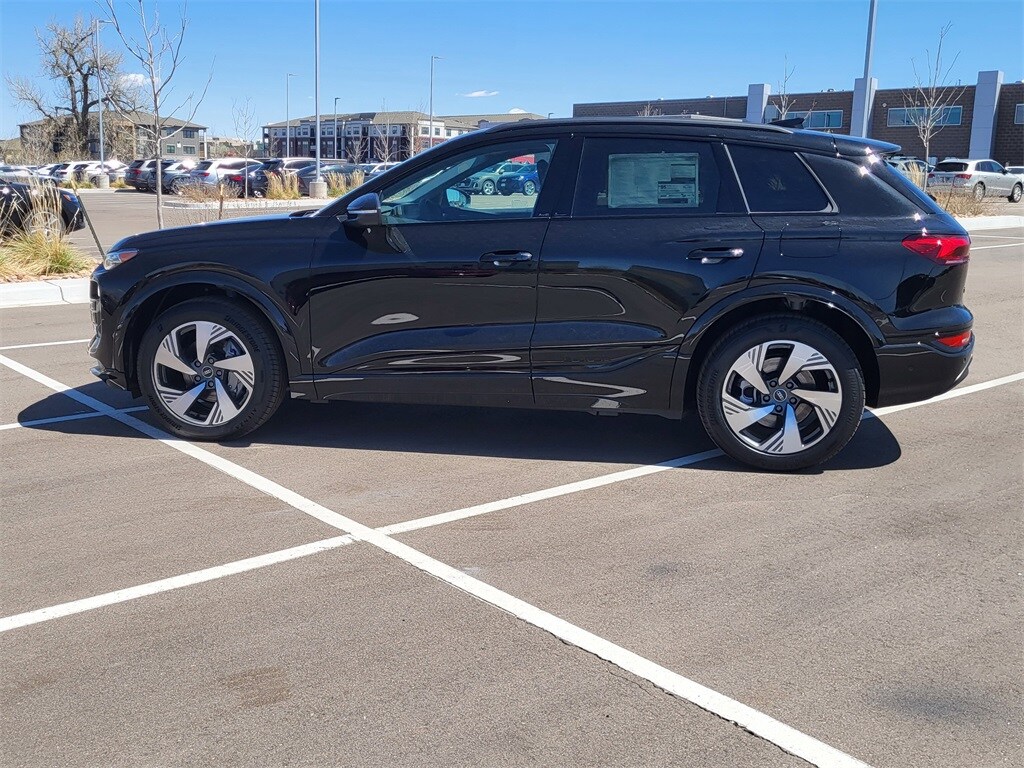 2025 Audi Q6 E-tron Premium Plus photo 2