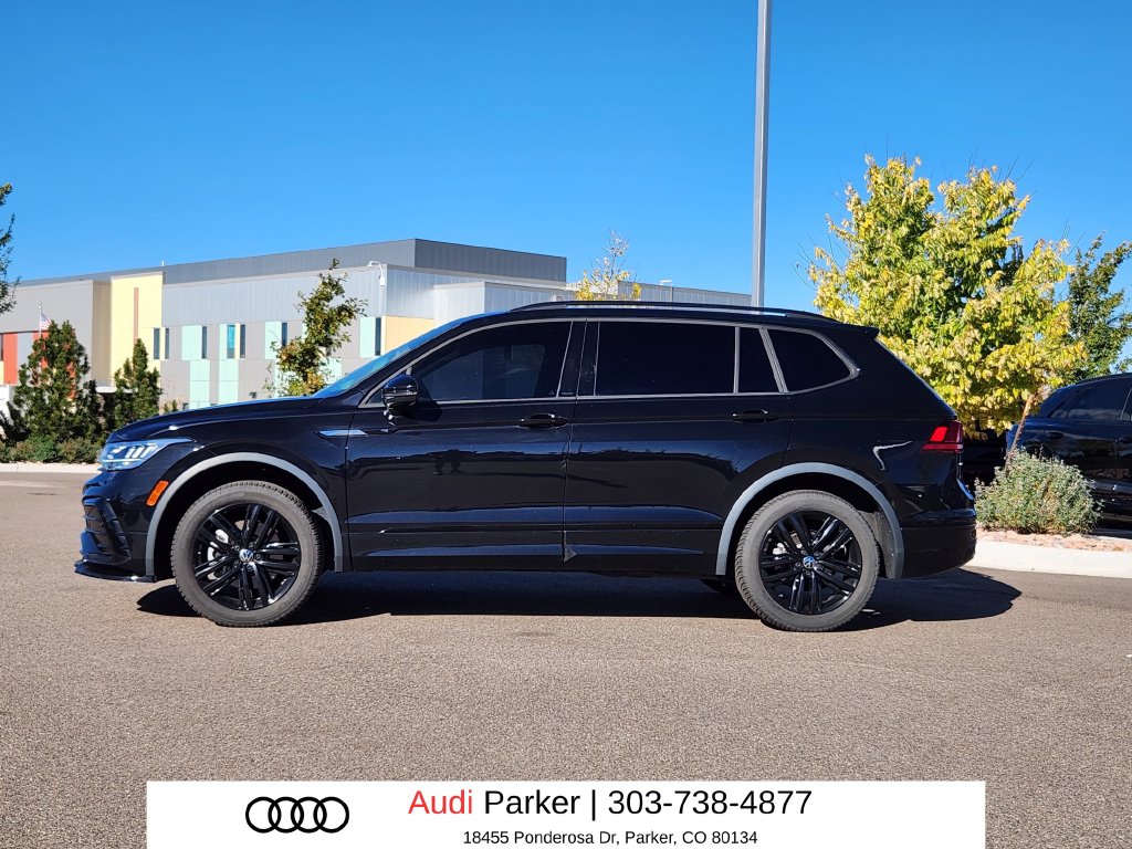 2022 Volkswagen Tiguan 2.0T SE R-LINE BLACK SUV Slide 1
