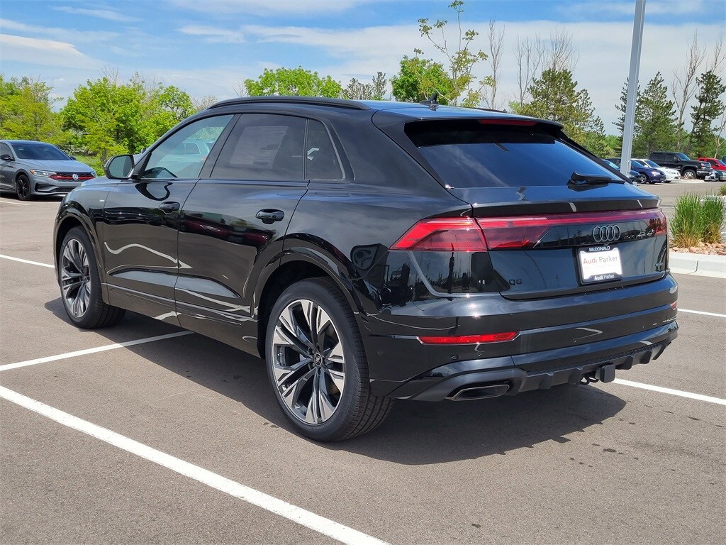 2025 Audi Q8 55 Prestige photo 3