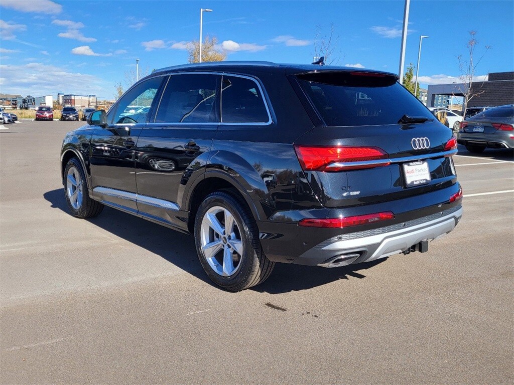 2025 Audi Q7 55 Premium photo 3
