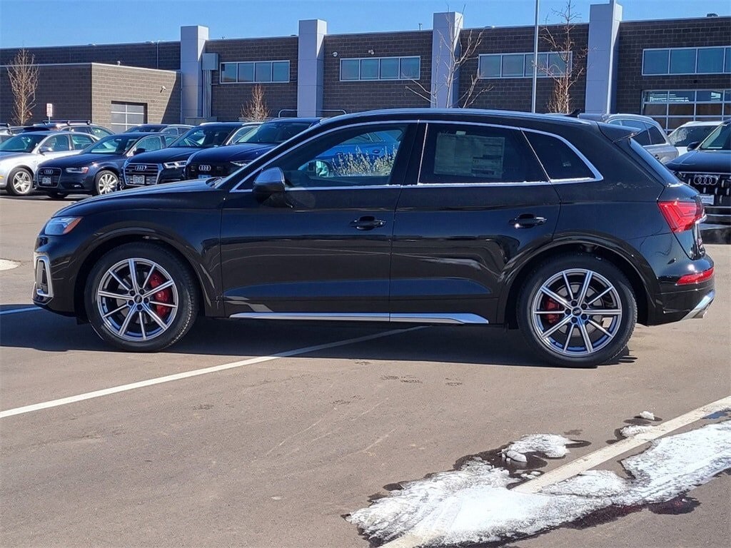 2025 Audi SQ5 Premium Plus photo 2