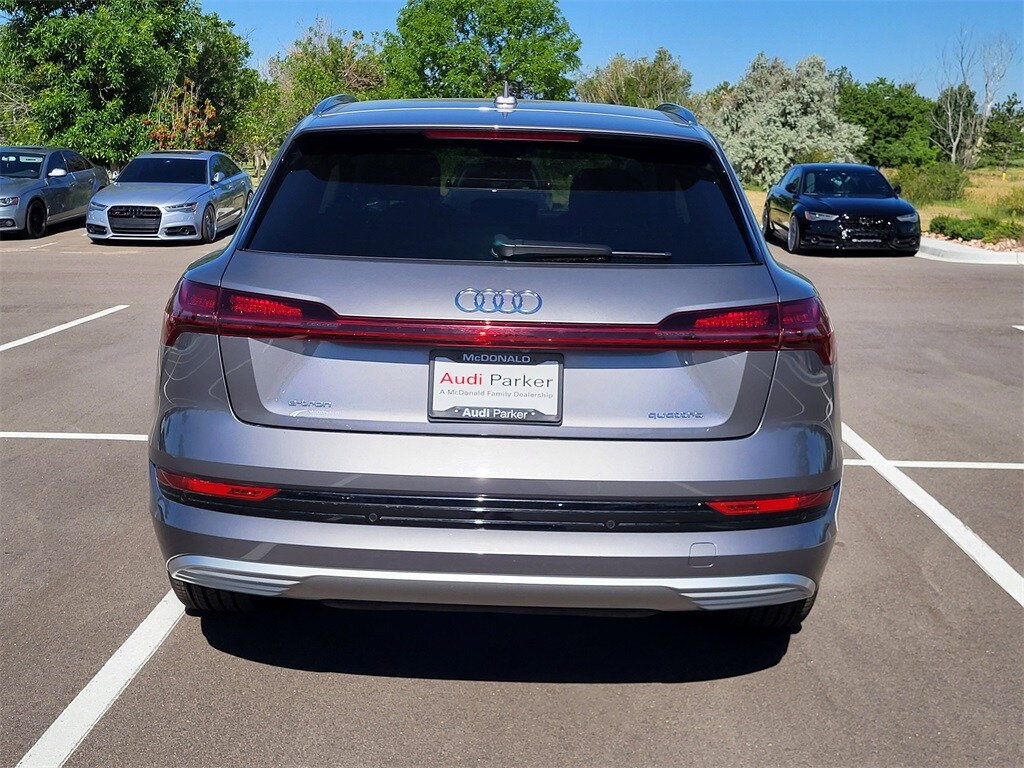 2023 Audi e-tron Premium Plus photo 4