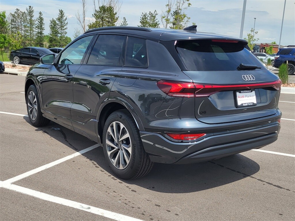 2025 Audi Q6 E-tron Premium photo 3