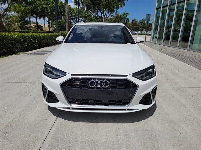 2020 Audi A4 45 Premium Quattro photo 3