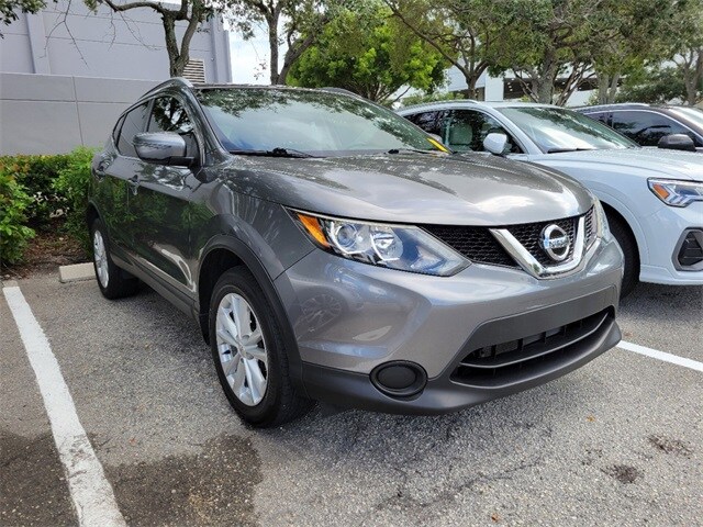 Used 2017 Nissan Rogue Sport SV with VIN JN1BJ1CP4HW010918 for sale in Pembroke Pines, FL