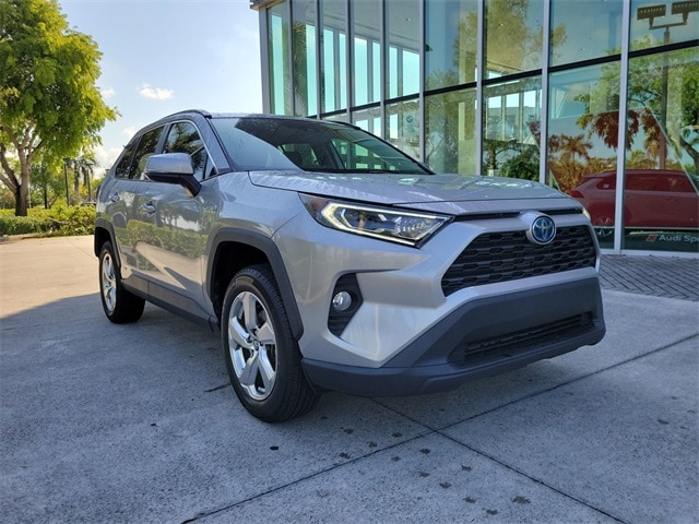Used 2021 Toyota RAV4 XLE Premium with VIN 4T3B6RFV2MU019195 for sale in Pembroke Pines, FL