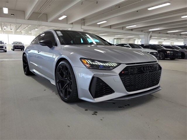 2025 Audi RS 7 Performance Base photo 2