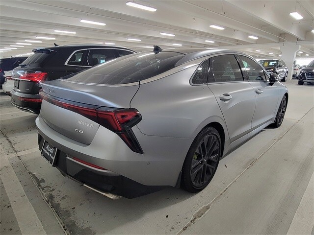 2025 Kia K5 GT photo 4