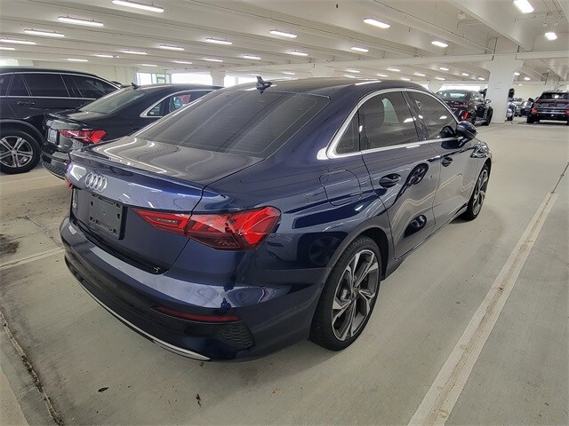 2022 Audi A3 40 Premium photo 4