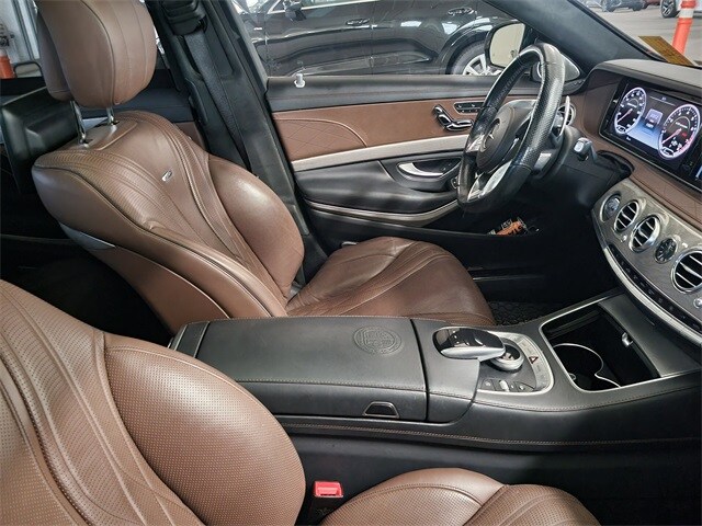 2017 Mercedes Benz S 63 AMG photo 3