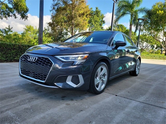 2023 Audi A3 40 Premium photo 4