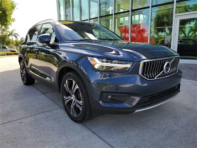 Used 2022 Volvo XC40 Inscription with VIN YV4162UL1N2726722 for sale in Pembroke Pines, FL