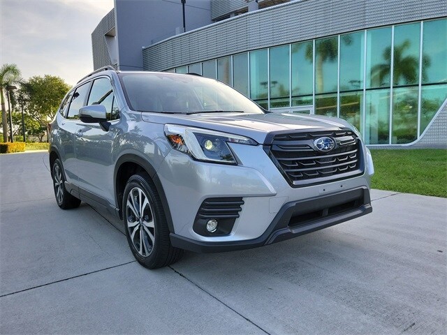 2024 Subaru Forester Limited photo 2