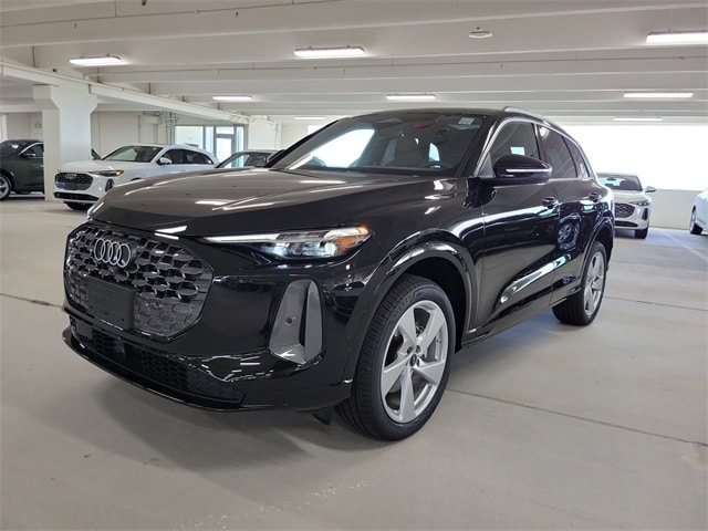 2025 Audi Q5 2.0T Premium Plus photo 4