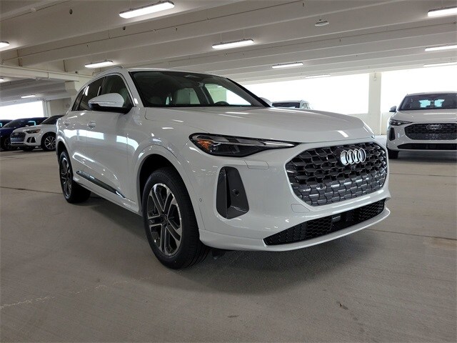 2025 Audi Q5 2.0T Premium photo 2