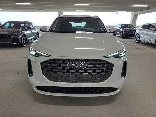 2025 Audi Q5 Premium Plus photo 3
