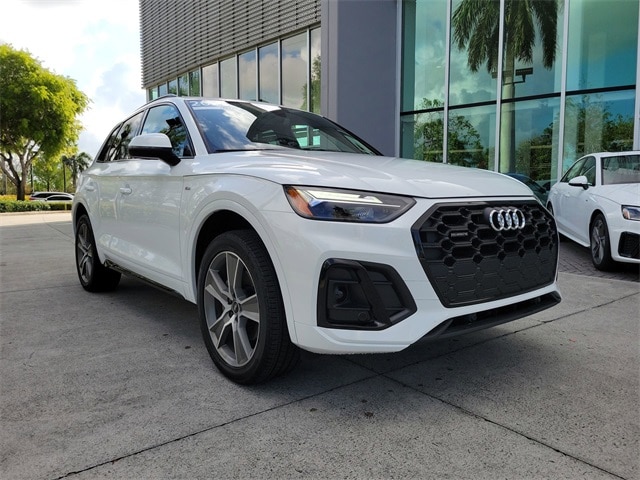 Certified 2025 Audi Q5 Premium with VIN WA1GAAFY5S2024813 for sale in Pembroke Pines, FL