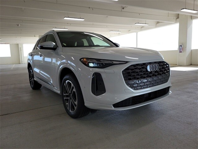 2025 Audi Q5 2.0T Premium photo 2
