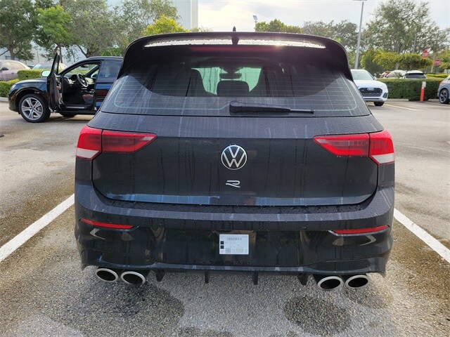 2023 Volkswagen Golf R photo 3