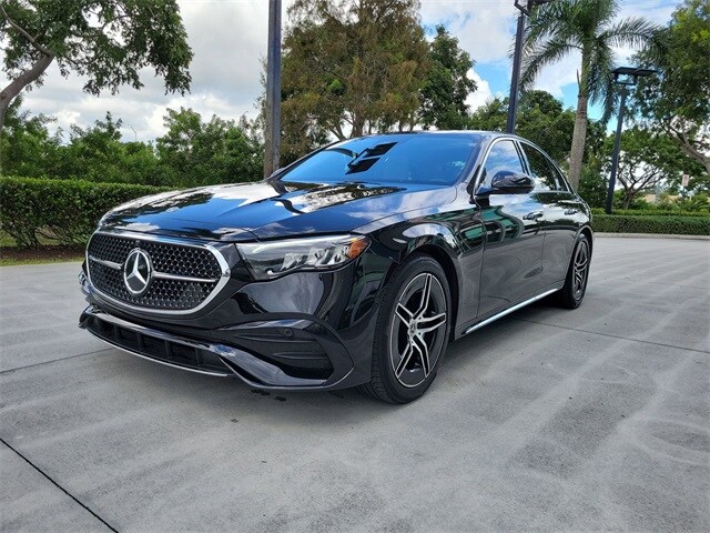 2024 Mercedes Benz E 350 Sedan photo 4