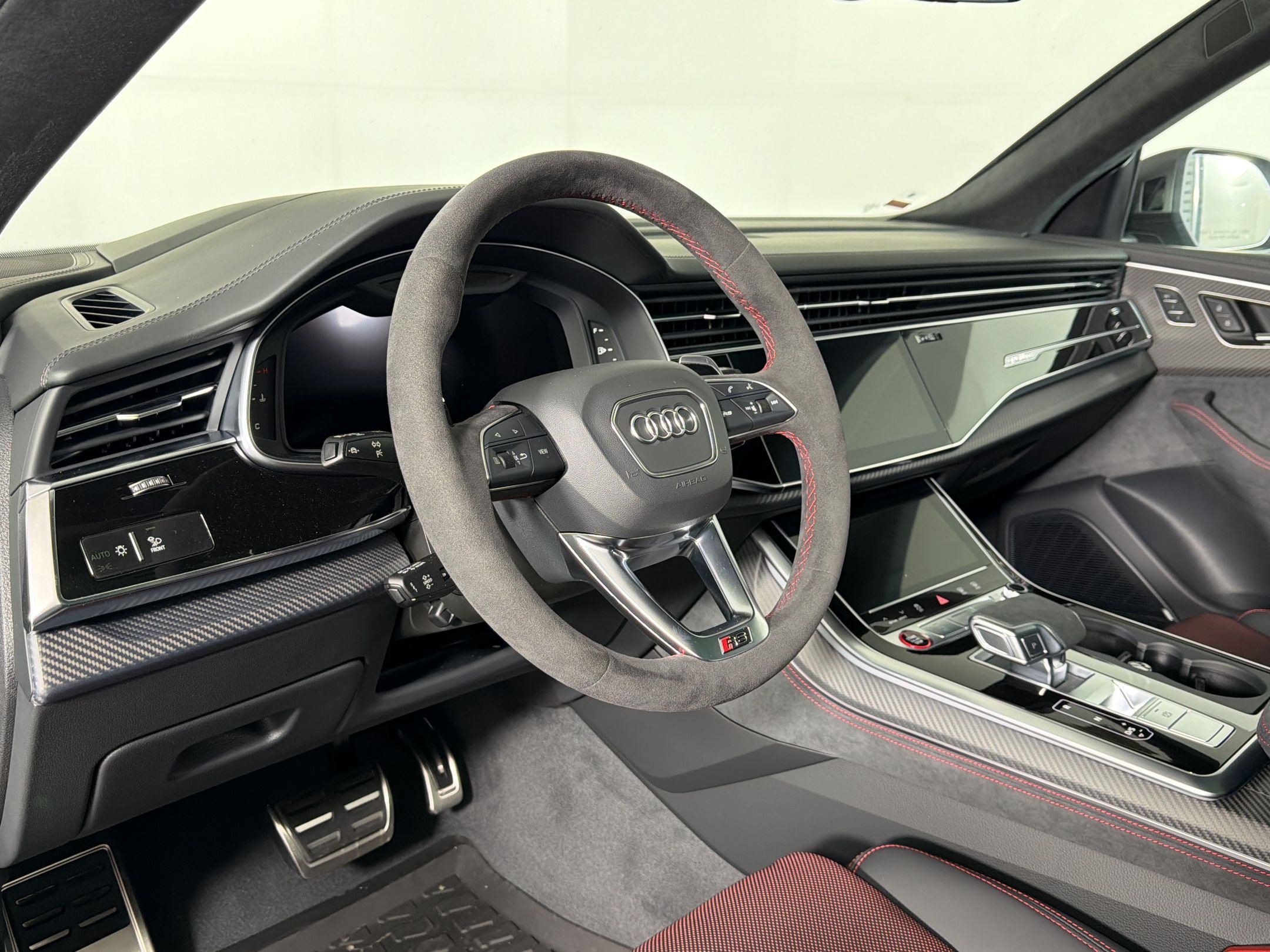 RS Q8 Performance SUV