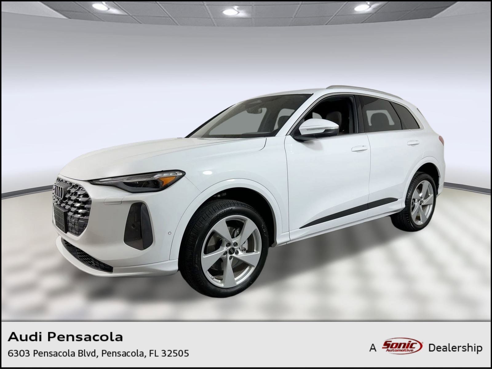 2025 Audi New Q5 Premium Plus's photo