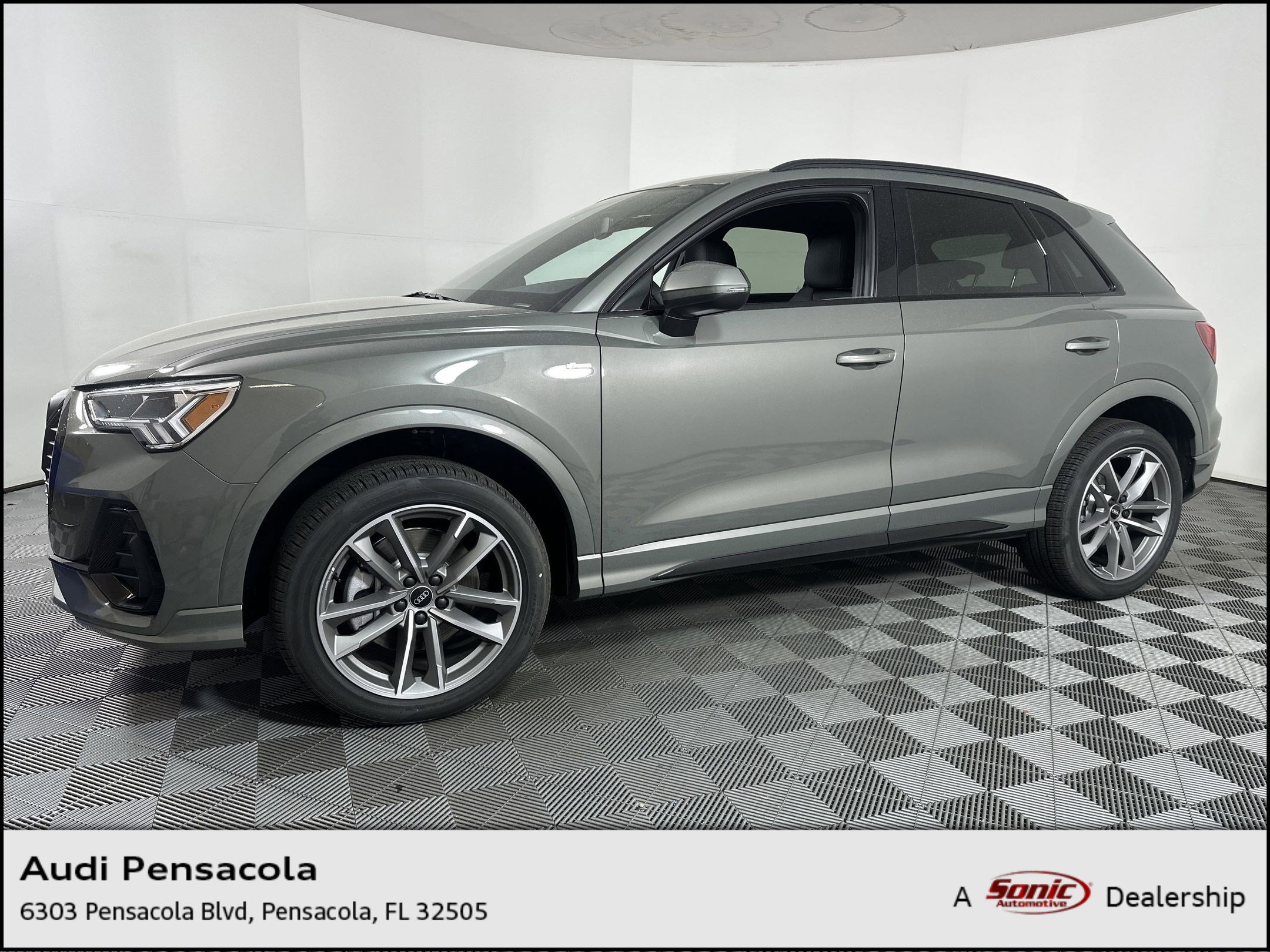 2025 Audi Q3 45 S line Premium