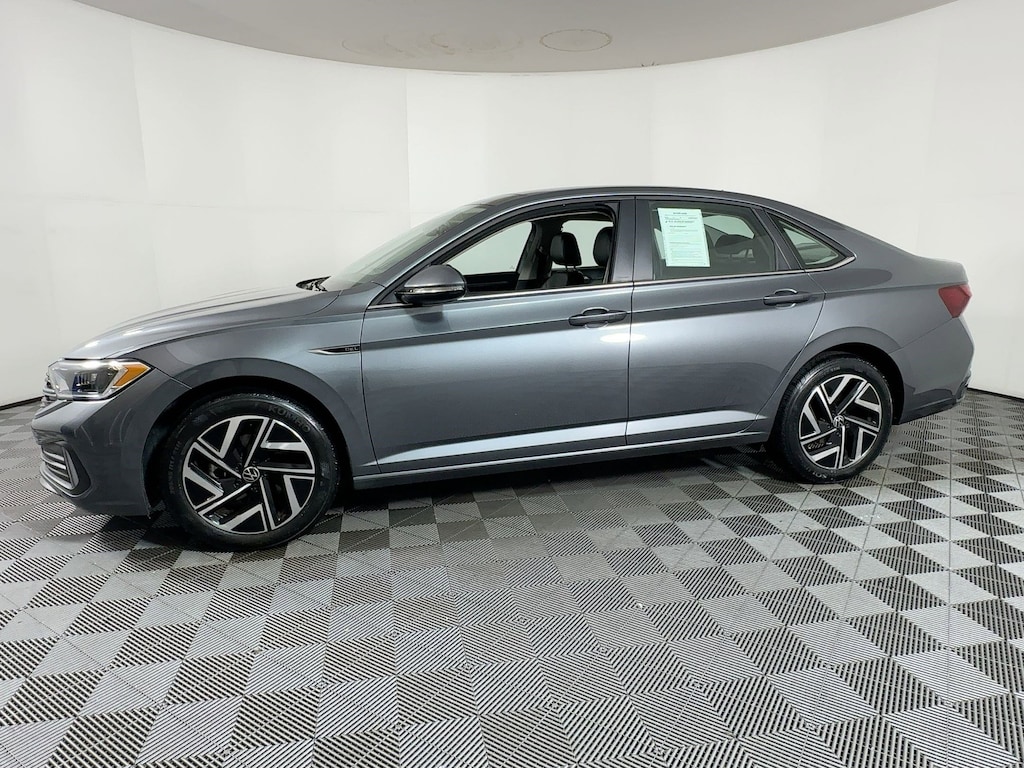 Used 2023 Volkswagen Jetta 1.5T SEL Sedan