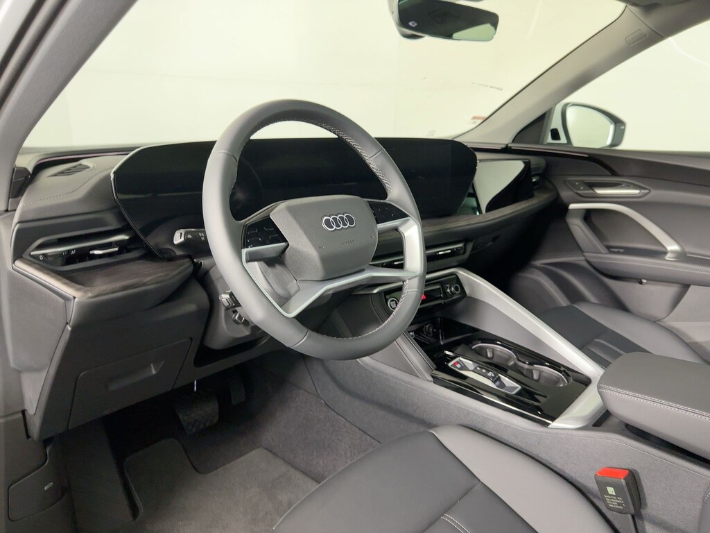 Used 2025 Audi Q5 2.0T Premium SUV