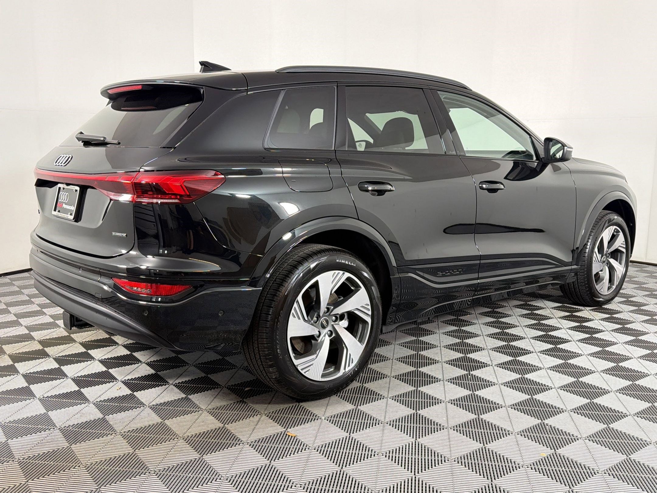 Q6 E-tron Premium SUV
