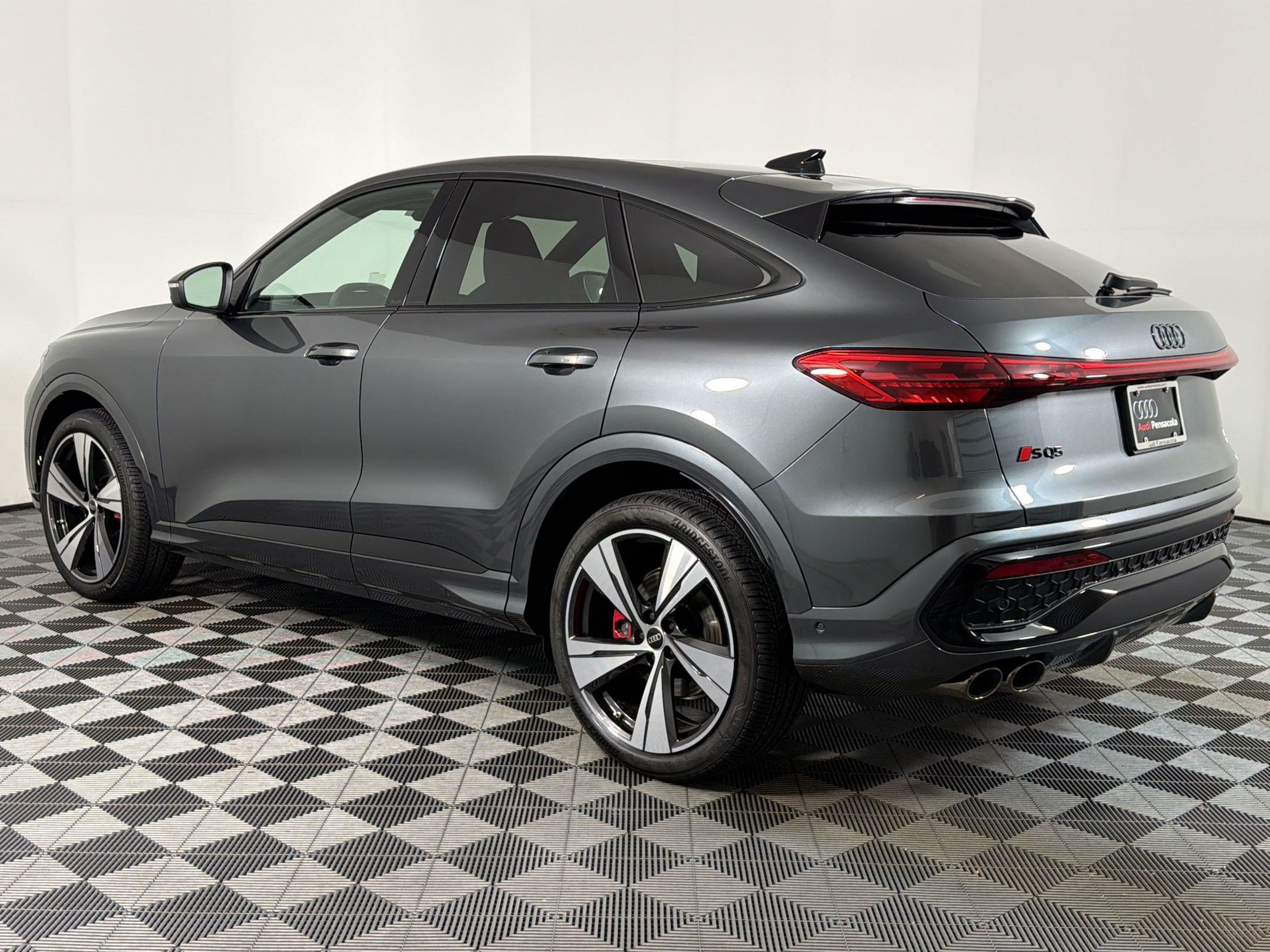 SQ5 Sportback Premium Plus SUV