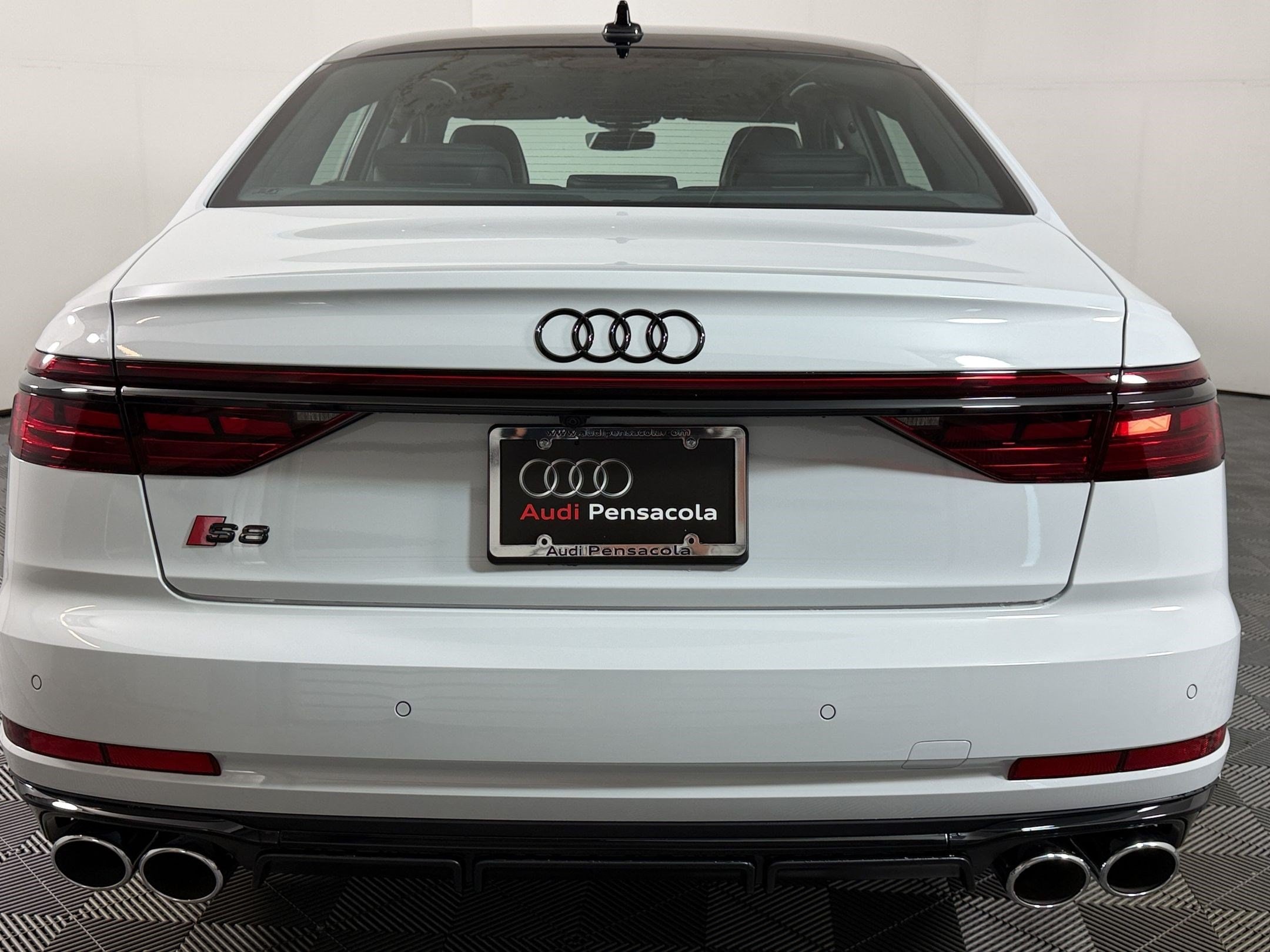 2027 Audi S8 S8 (quattro) Sedan