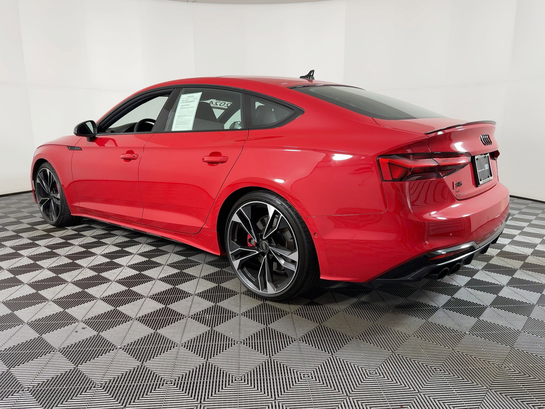 2024 Audi S5 Prestige photo 2