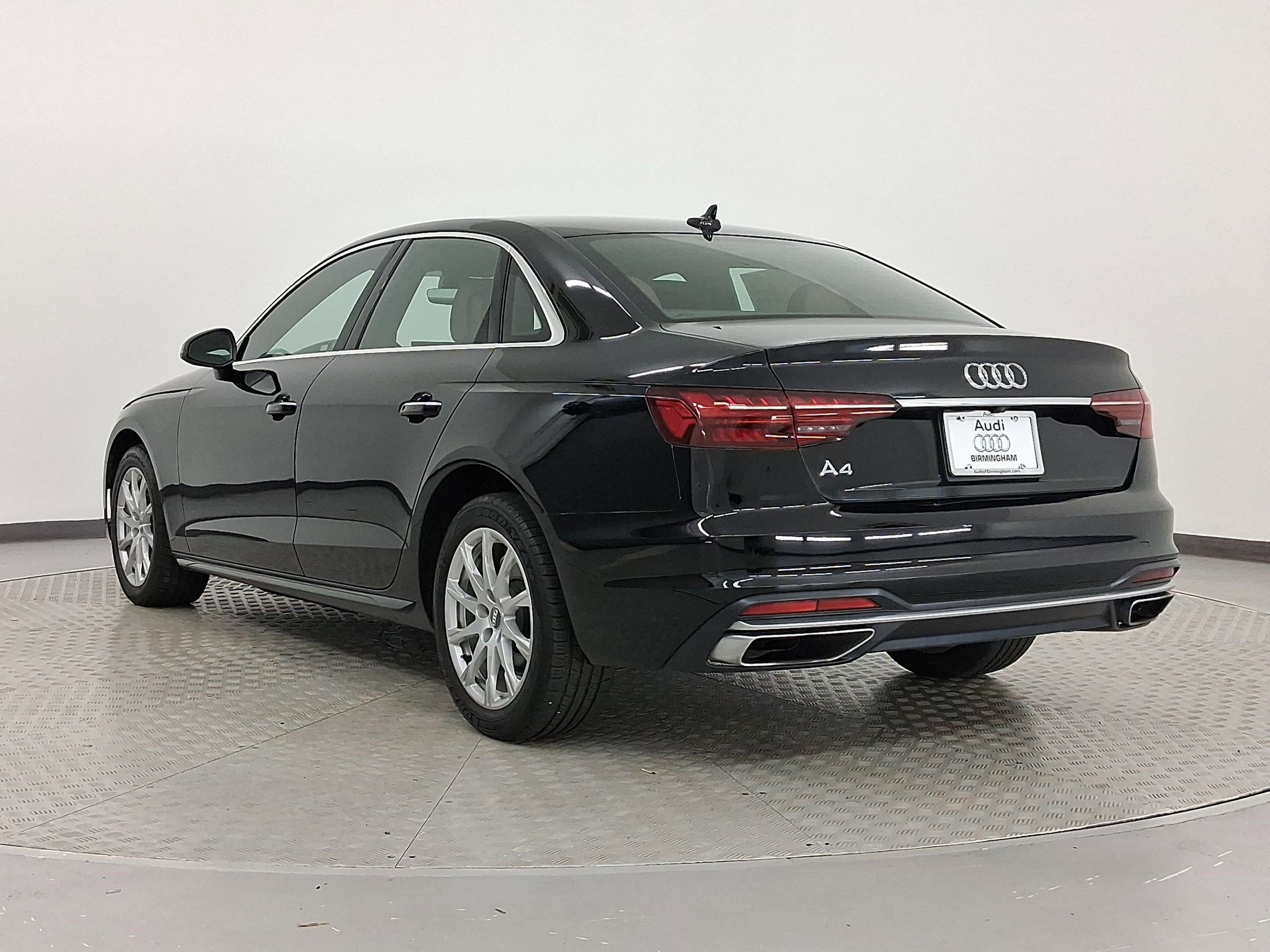 2020 Audi A4 40 Premium photo 3