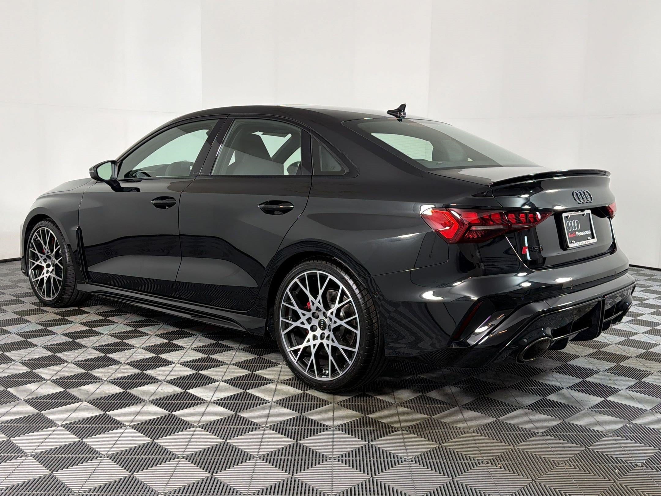 RS 3 Quattro Sedan