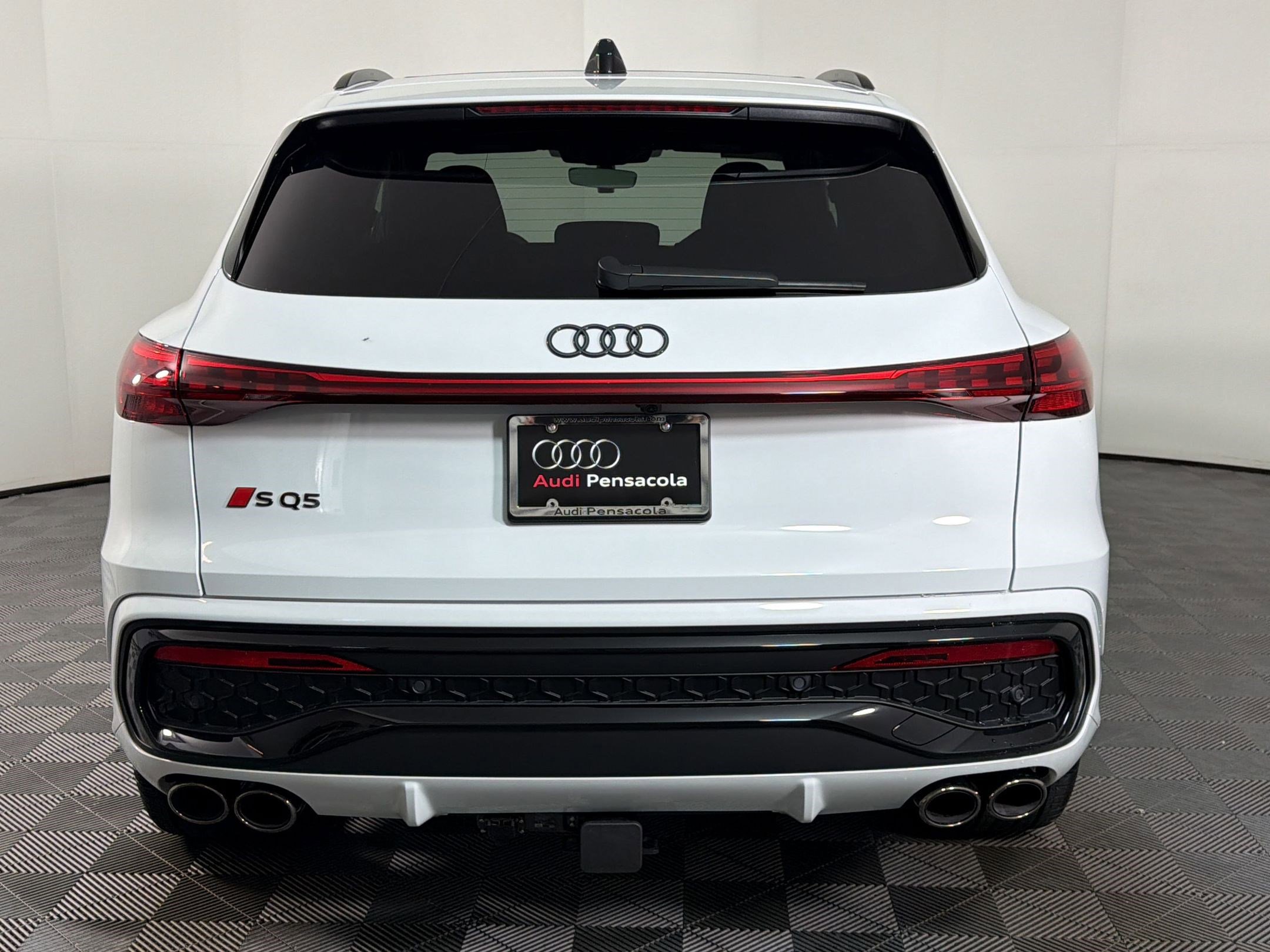 SQ5 Premium Plus SUV