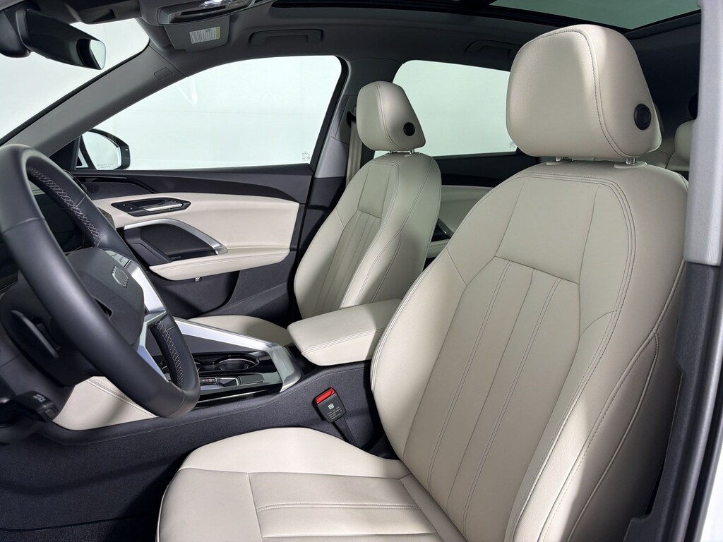 Used 2025 Audi Q5 2.0T Premium SUV
