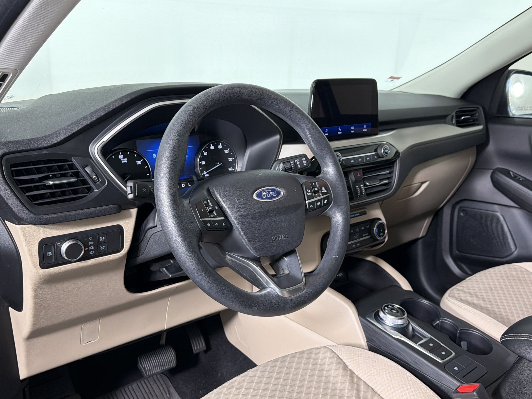 Escape SE Hybrid SUV
