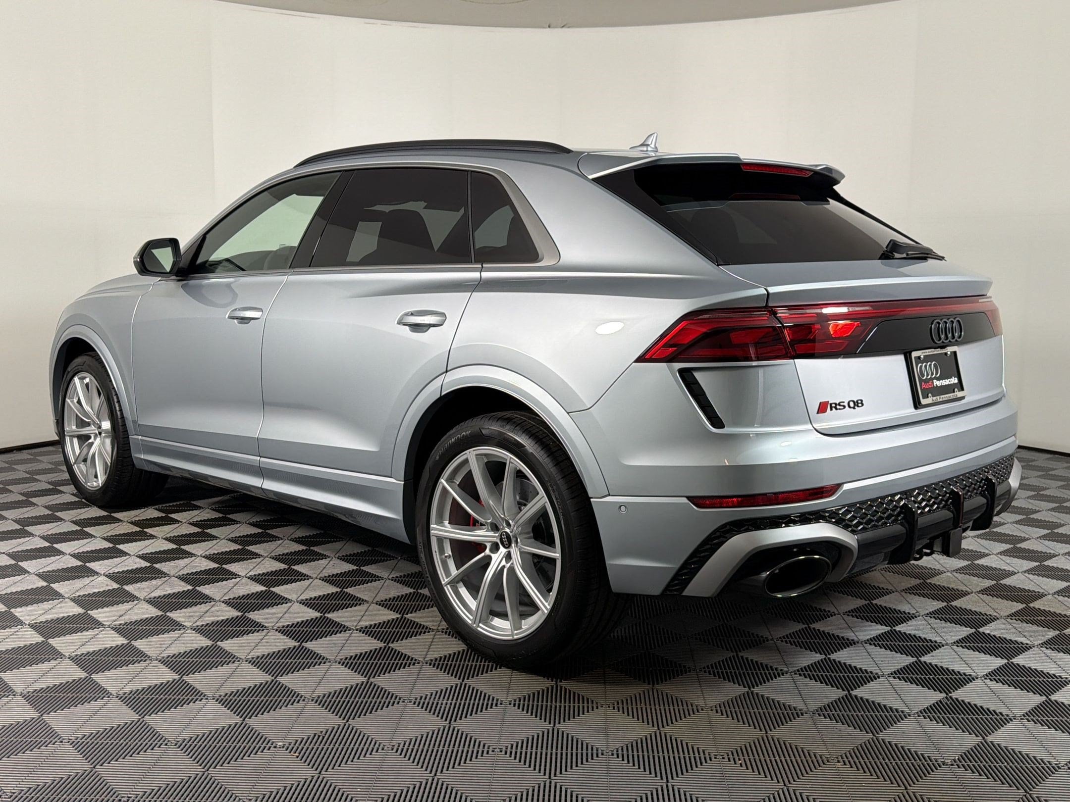 RS Q8 Performance SUV