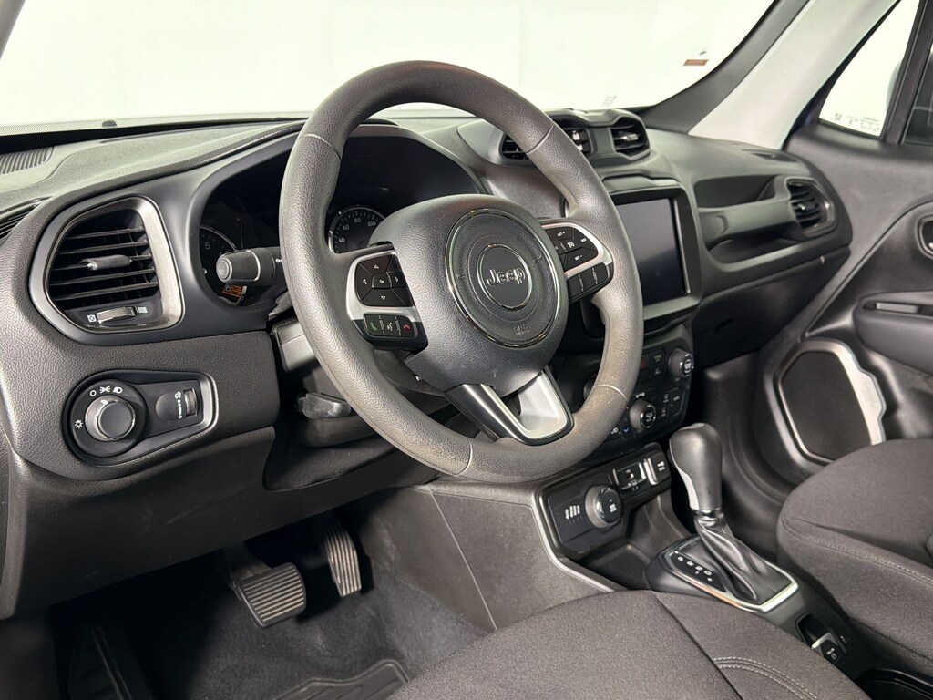 Used 2023 Jeep Renegade Latitude SUV