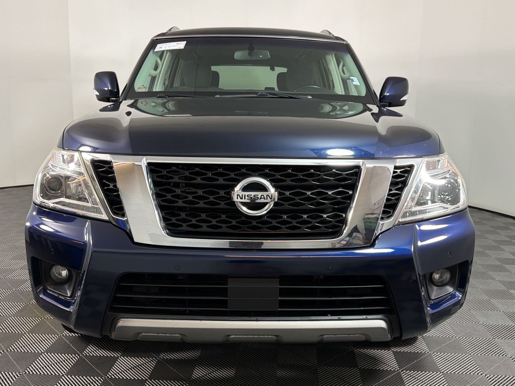 Armada SV SUV