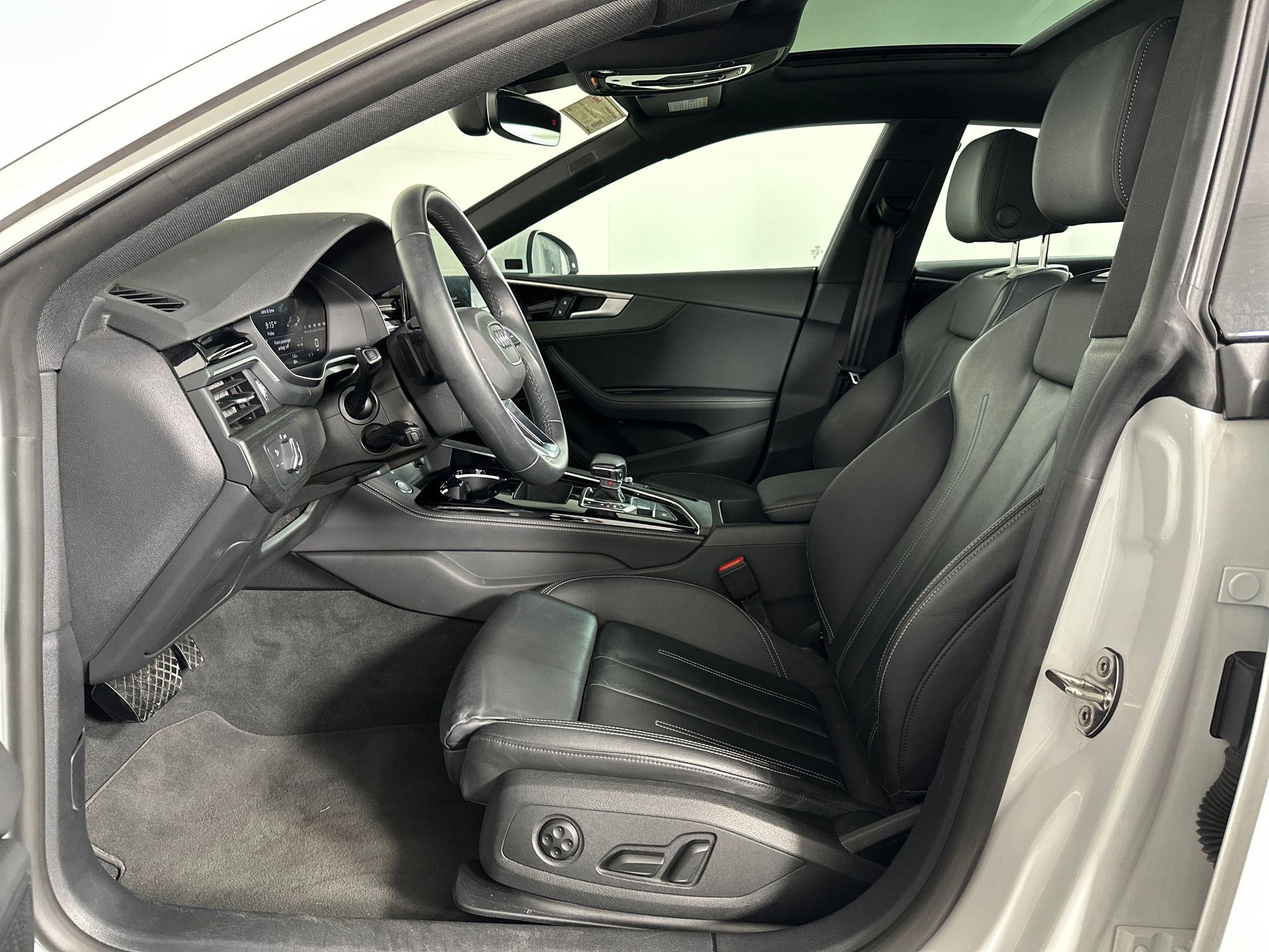 2024 Audi A5 45 S line Premium Plus photo 4