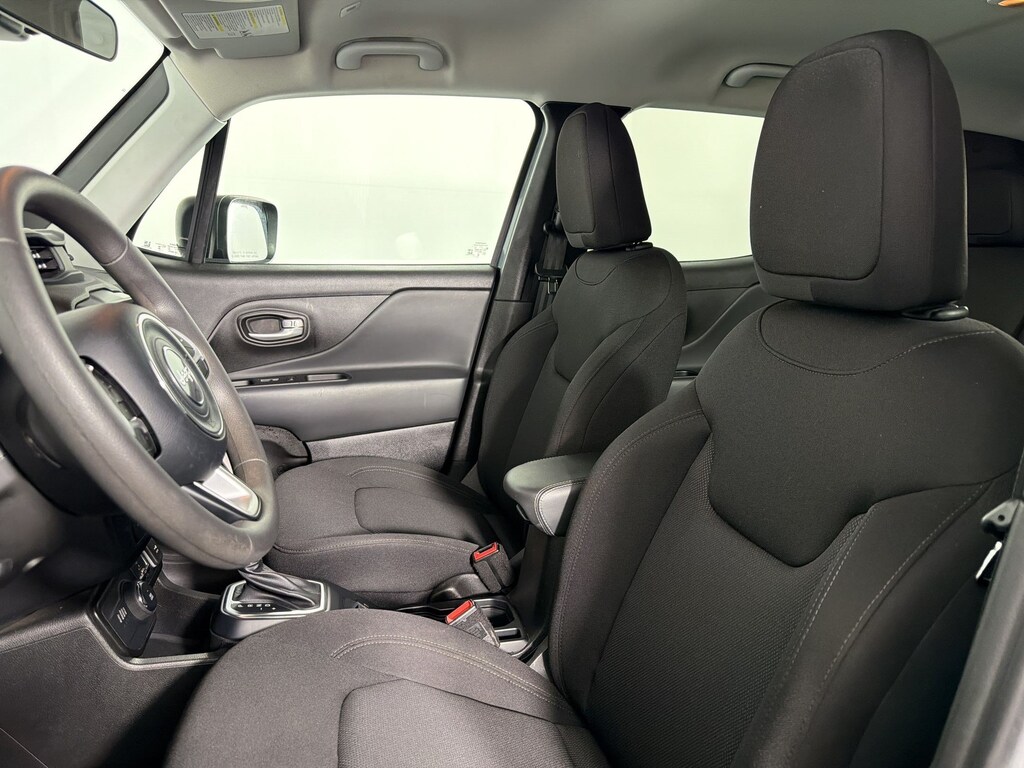 Used 2023 Jeep Renegade Latitude SUV