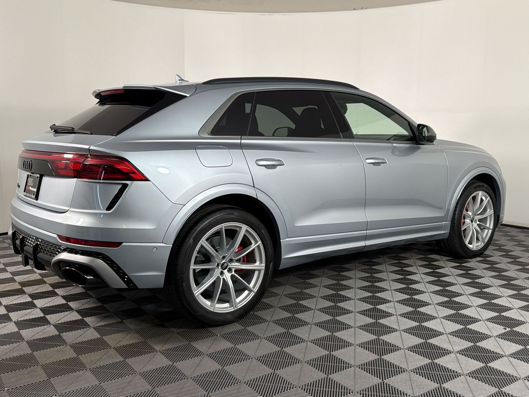 RS Q8 Performance SUV