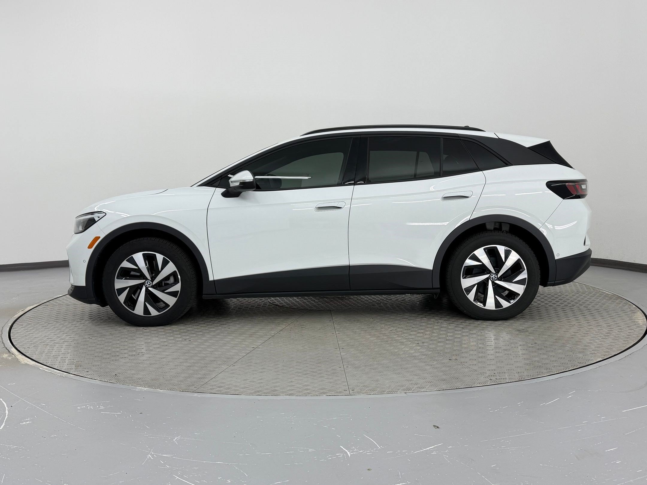 Used 2024 Volkswagen ID.4 STANDARD with VIN 1V2BMPE85RC006214 for sale in Pensacola, FL
