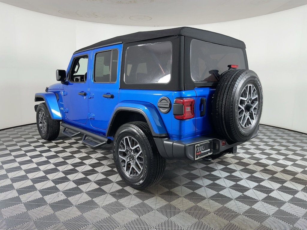 Used 2024 Jeep Wrangler Sahara SUV