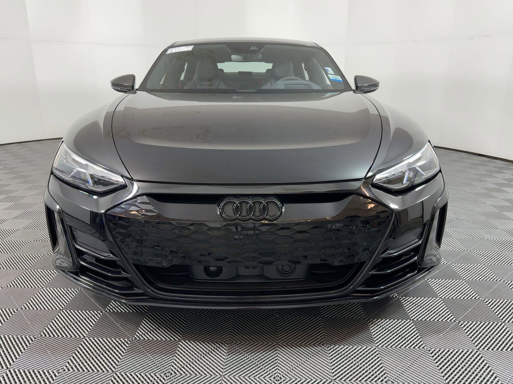 2022 Audi RS e-tron GT Base photo 3