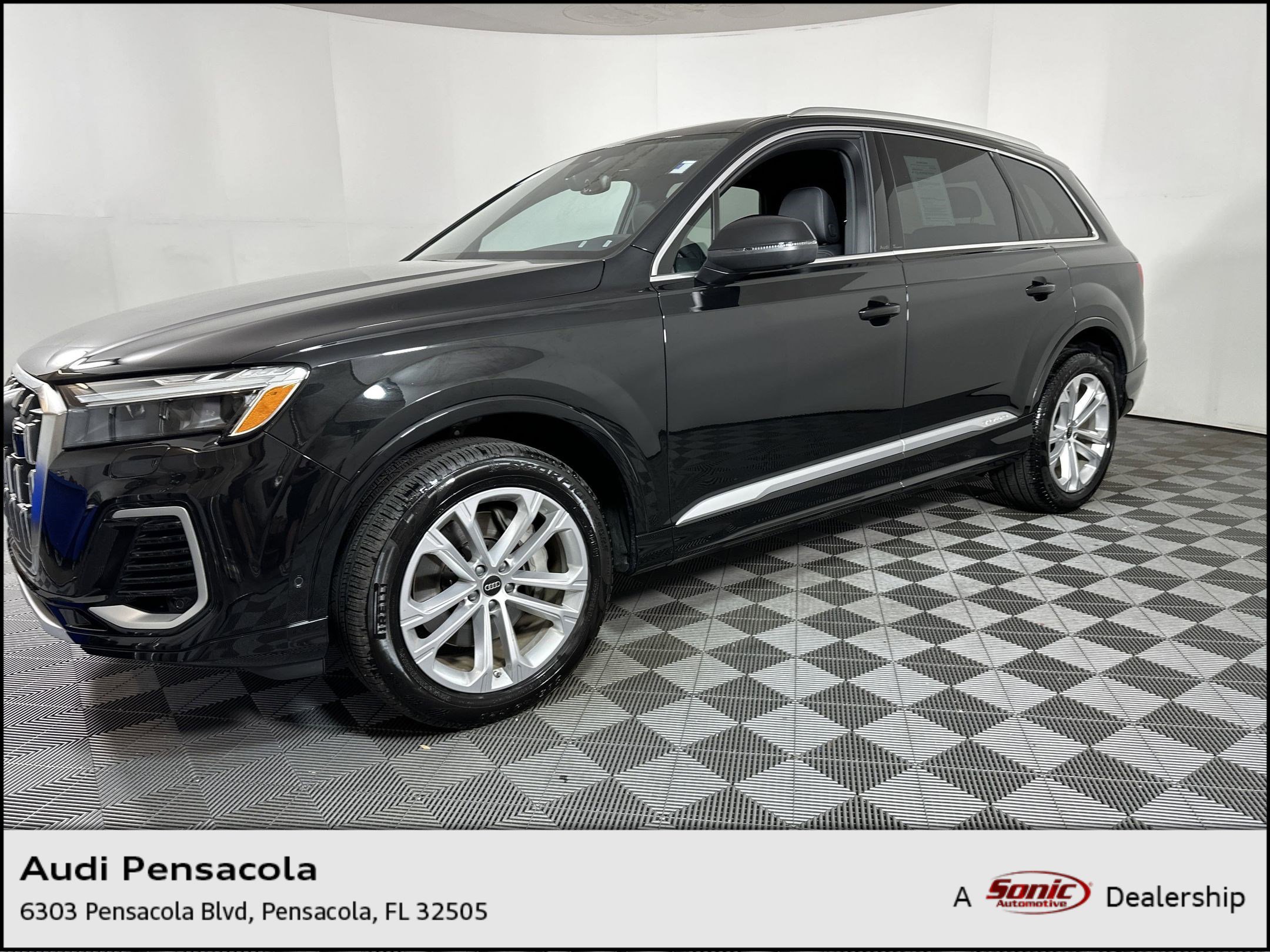 2025 Audi Q7 55 Premium
