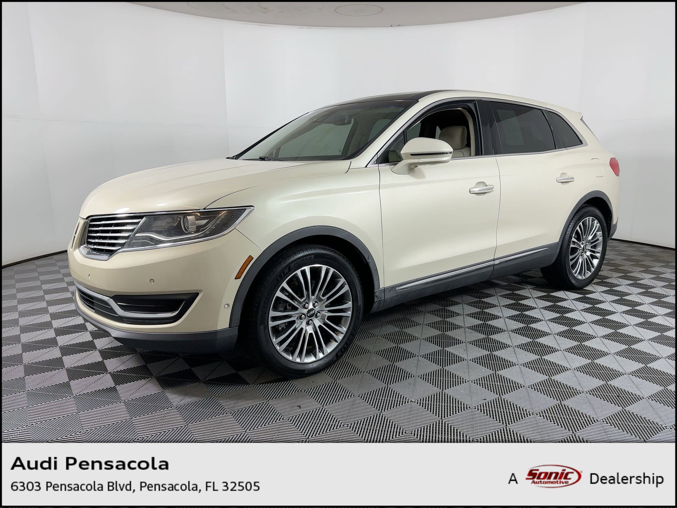 2016 Lincoln MKX Reserve's photo